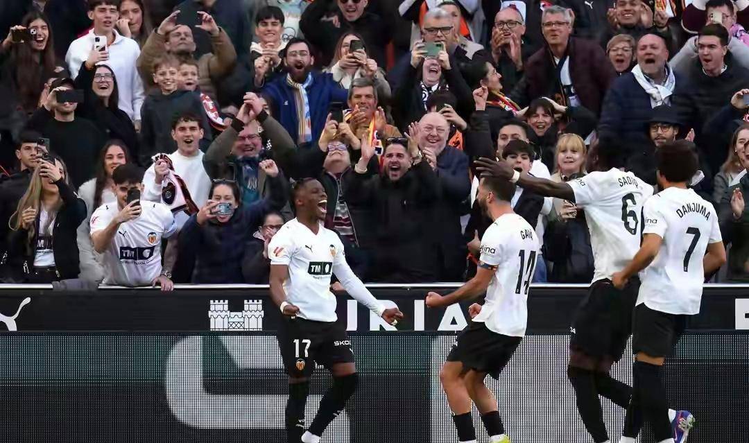 从毕尔巴鄂竞技门线救险备战亚冠到葡萄牙体育围绕德甲伤情更新，皇家社会强势反弹备战CBA常规赛的简单介绍