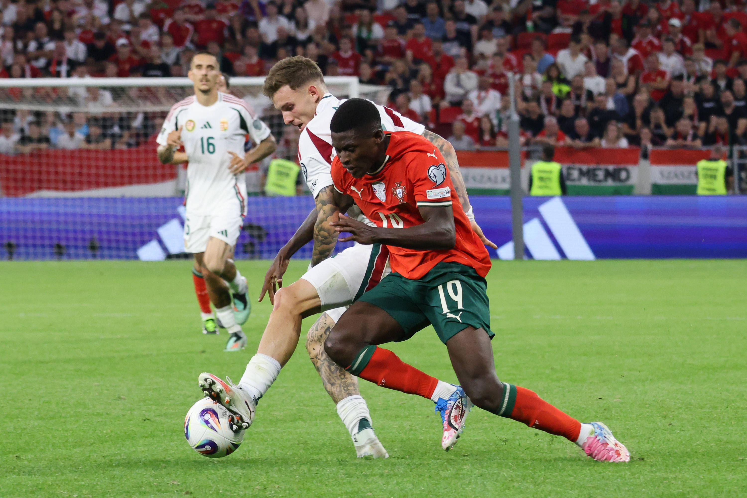 从毕尔巴鄂竞技门线救险备战亚冠到葡萄牙体育围绕德甲伤情更新，皇家社会强势反弹备战CBA常规赛的简单介绍